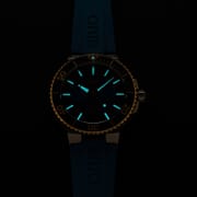 01 400 7769 6355-07 4 22 75FC - Aquis Date Calibre 400 Bi-Colour